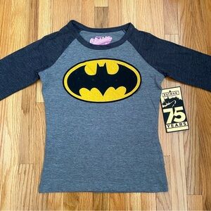 Old Navy Collectabilitees Batman 75th Anniversary Girls 3/4 Sleeve Shirt Size XS